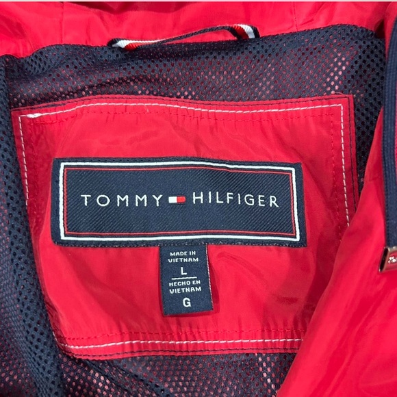 Tommy Hilfiger Red Hooded Windbreaker with Branded Spellout Sleeve Tape - Picture 2 of 3